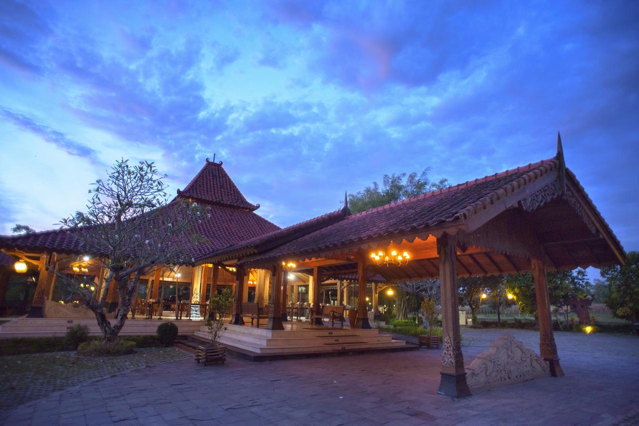Java Village Resort Sleman  Exteriör bild